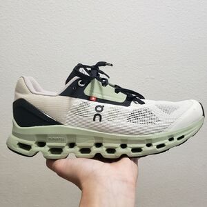 Women | On Running Shoes